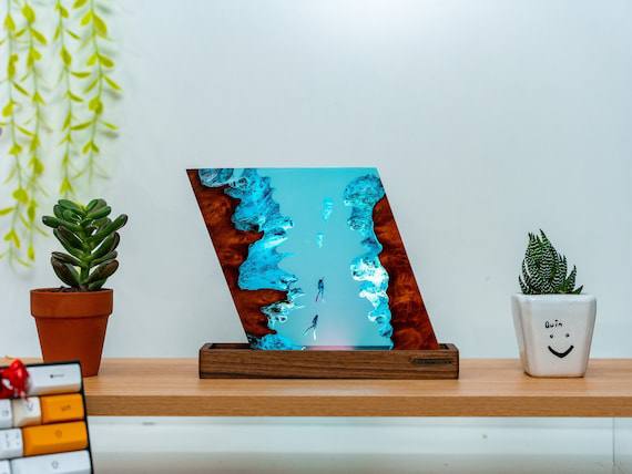 Polygon deep jellyfish sea, night light, epoxy lamp, resin lamp, resin night light,epoxy resin lamp,table lamp,custom ni